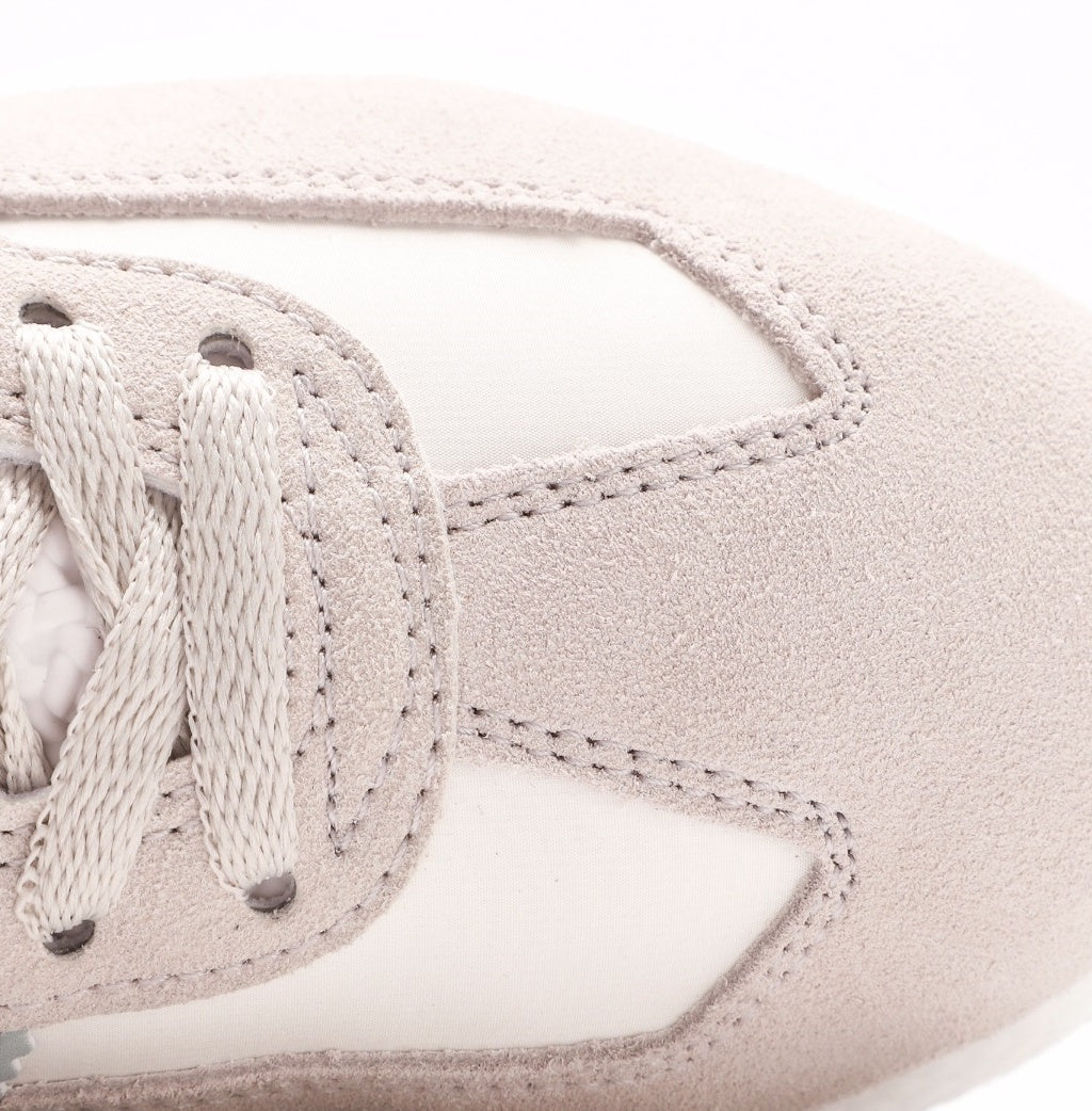 adidas Retropy E5 Sneakers – TPU Midsole Cushioning