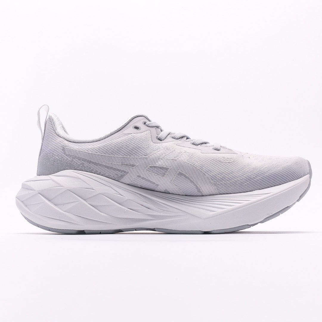 ASICS Novablast 4 Running Shoes