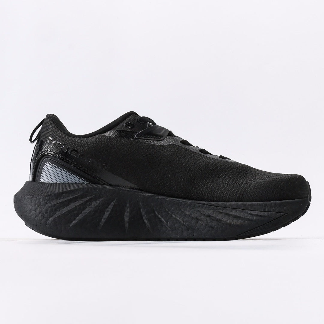 Saucony Triumph 22 Running Shoes | Breathable & Cushioned