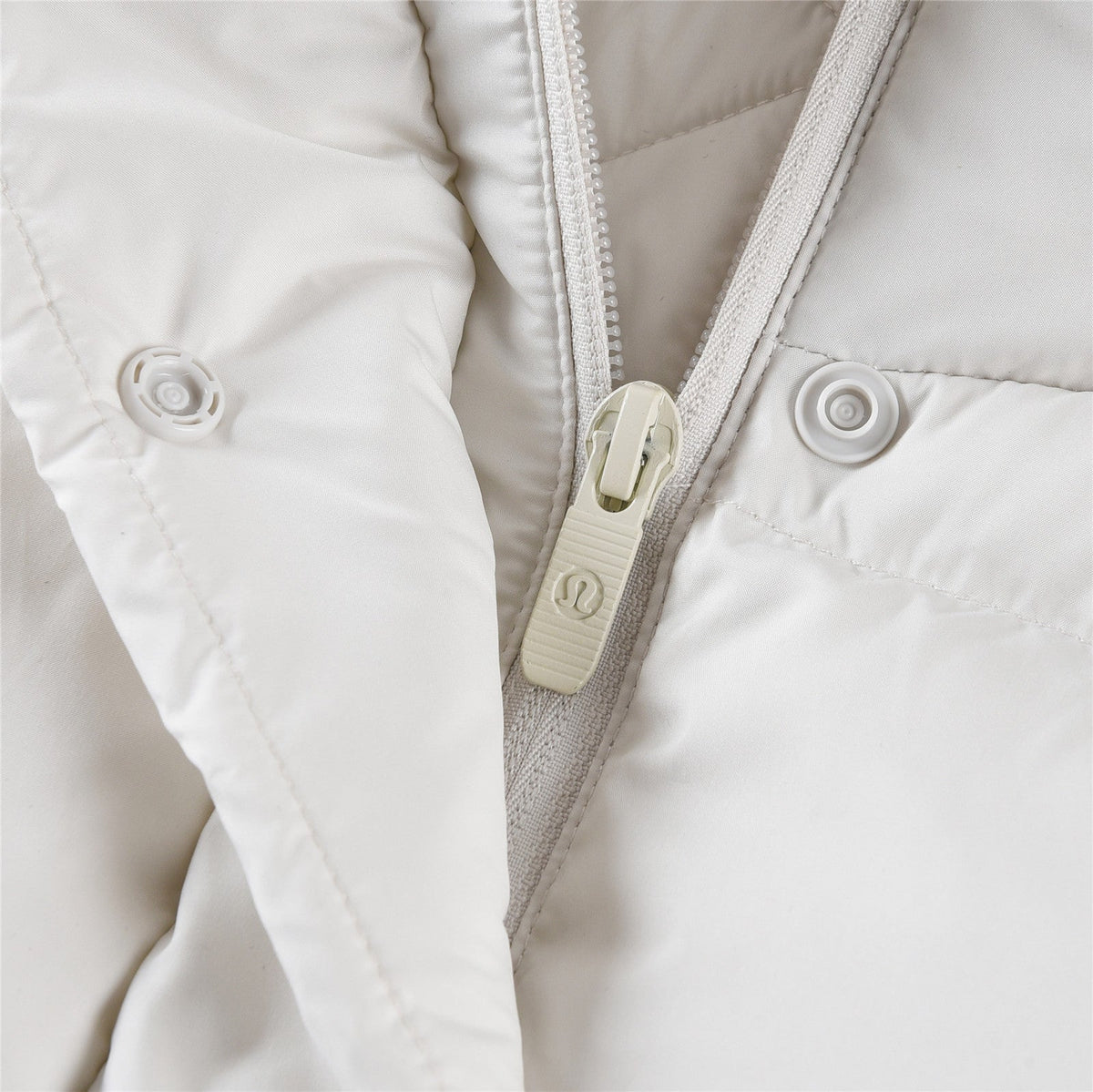 Lululemon SoftMatte Cropped Goose Down Puffer Jacket with Detachable Hood